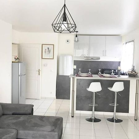 Superbe Appartement Lumineux Proche Disney モンテヴラン エクステリア 写真